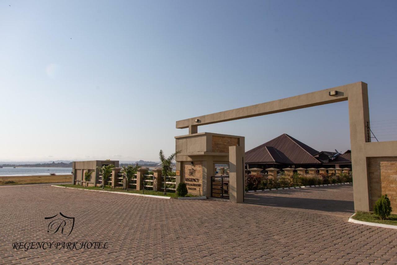 Regency Resort Singida ภายนอก รูปภาพ